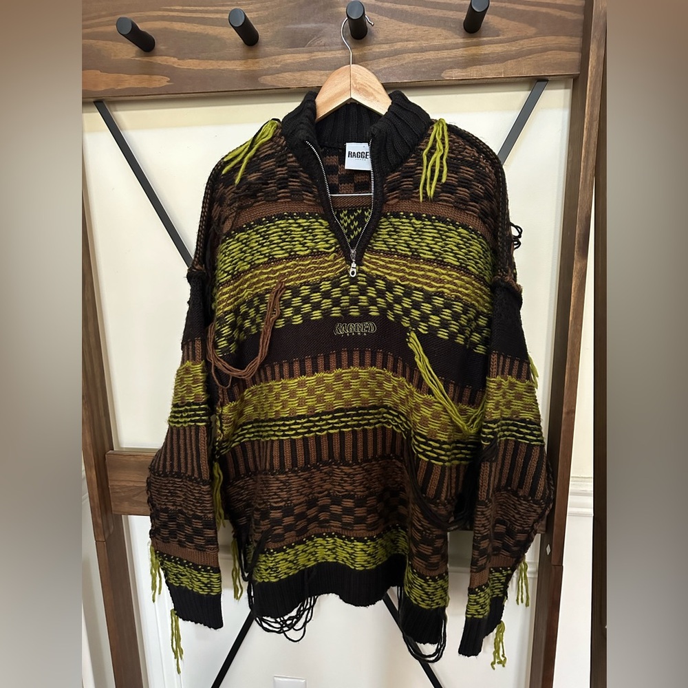 Men's Green and Brown Patterned Half-Zip Sweater - Picture 6 of 9